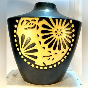BEAUTIFUL VASE 🏺 HEAVY DUTY MATERIAL MODERN